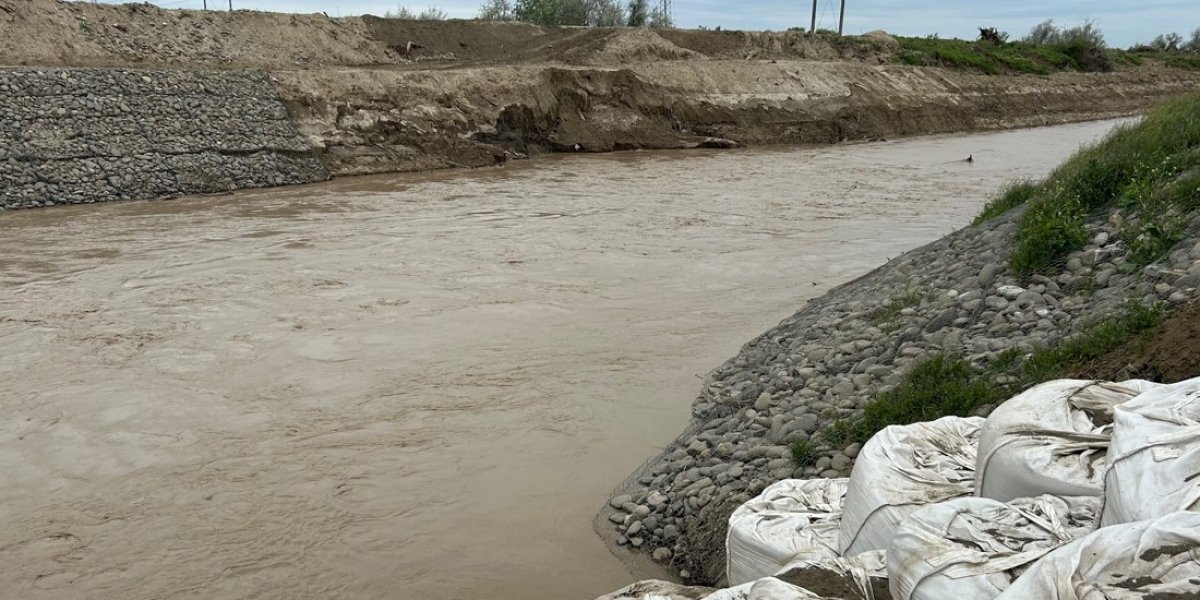 <p>ОБОСНОВАНИЕ АЛГОРИТМА МОНИТОРИНГА ЭРОЗИИ ВОДООХРАННОЙ ЗОНЫ С ИСПОЛЬЗОВАНИЕМ СПУТНИКОВЫХ СНИМКОВ И ПОДБОР ПРОТИВОЭРОЗИОННЫХ БЕРЕГОУКРЕПИТЕЛЬНЫХ МЕРОПРИЯТИЙ</p>